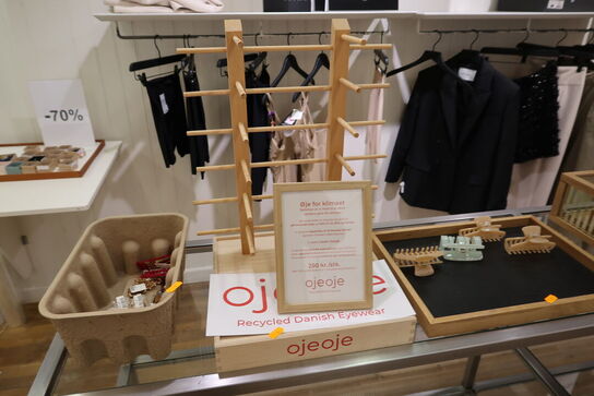 Hårspænder, nøgleringe m.m.