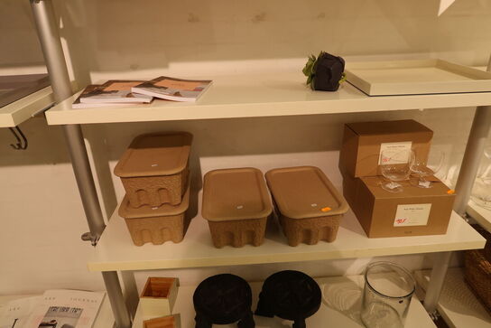 Div. Pyntegenstande, glas, baser til kubus stager m.m.