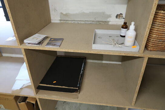 Klapbord, skab, kurve, spots m.m.