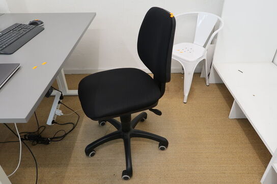 Kontorstol samt el. hæve/sænke skrivebord