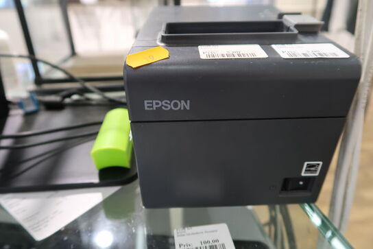 Kasseapparat SAM4S med bonprinter, tastatur, håndscanner m.m.