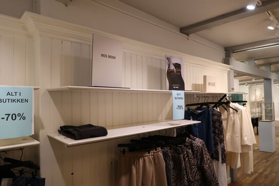 Vægreolsystem, reoler uden indhold