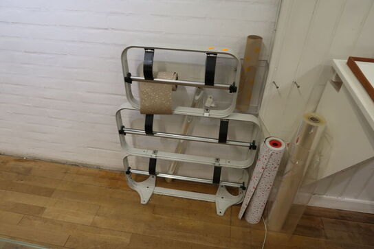 Div. Holdere til gavepapir samt gavepapir