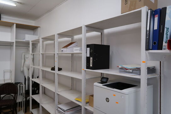 Vægreolsystem uden indhold