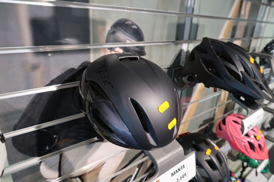 Cykelhjelm MET M133 Manta Mips str. M