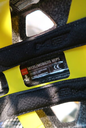 Cykelhjelm MET M135 Mobilite Mips str. S