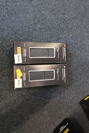2 pakker dæk PIRELLI P Zero Road 700x28C 28-622