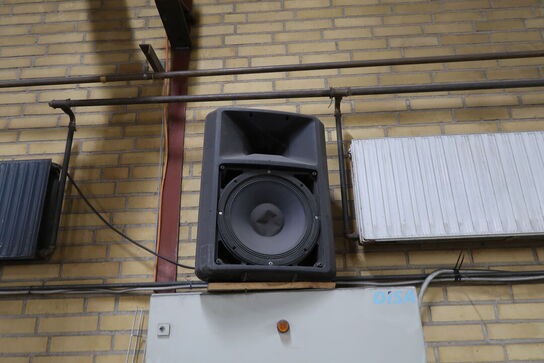 Sony / Denon anlæg med 2 højtalere 