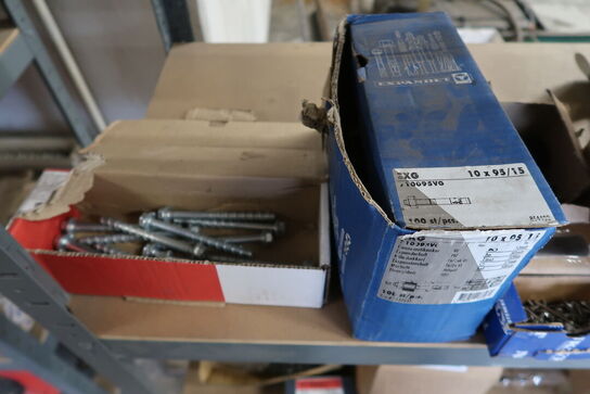 2 stk. Stålreoler med indhold 