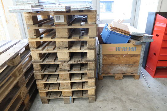 Stort parti paller & træ 