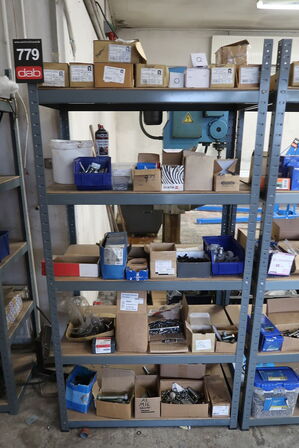 2 stk. Stålreoler med indhold 