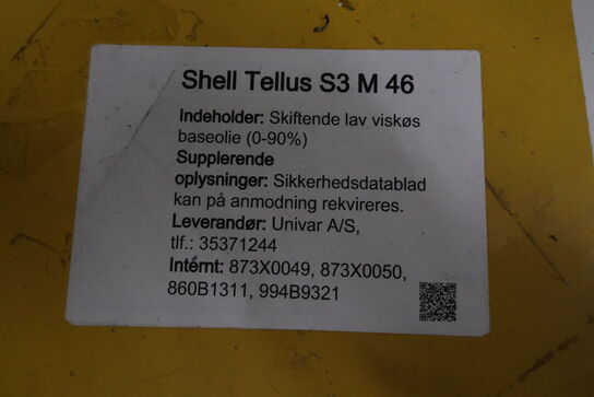 Tønde med Shell Tellus S3 M 46 viskøs baseolie + transportbur