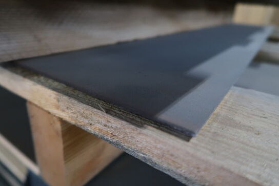 Varelager af diverse metal og plader - Se alle billeder