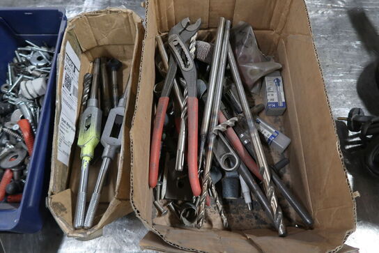 Diverse værktøj, bor m.m. 