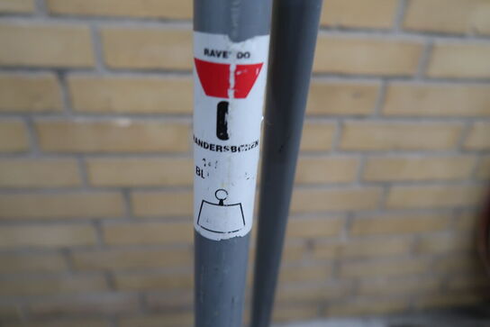 Sækkevogn med udfaldsrampe, Ravendo 