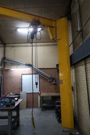 Svingkran Fodgaard med el talje Kiti 250kg