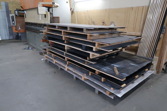 Varelager af diverse metal og plader - Se alle billeder