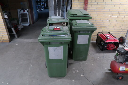 5 stk. Skraldespande med indhold 