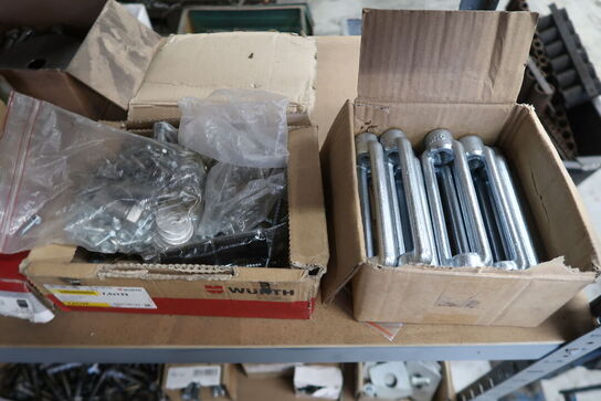 2 stk. Stålreoler med indhold 