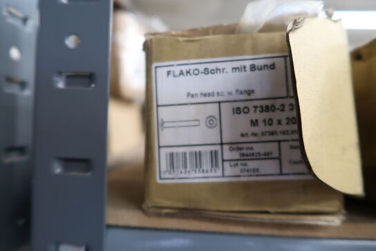 2 stk. Stålreoler med indhold 