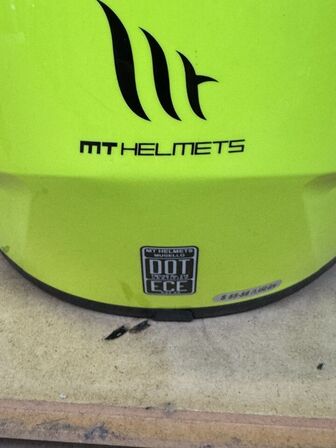 MC hjelm, MT HELMETS