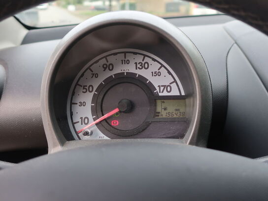 Personbil PEUGEOT 107