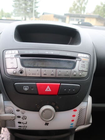 Personbil PEUGEOT 107