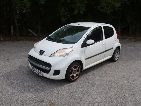 Personbil PEUGEOT 107