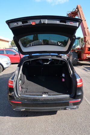 Personbil MERCEDES-BENZ E-Klasse 220D 9G-Tronic (UDEN AFGIFT)
