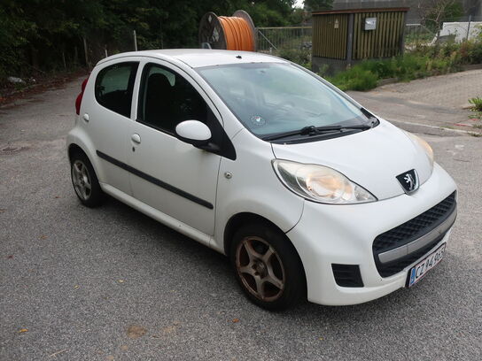 Personbil PEUGEOT 107