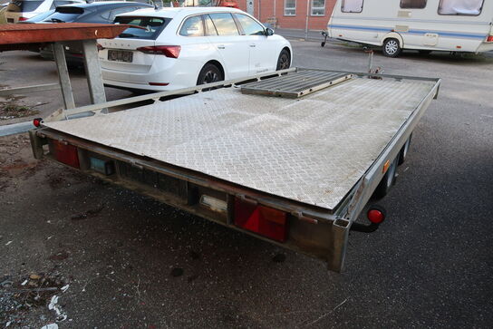Maskintrailer HAPERT - 2700kg