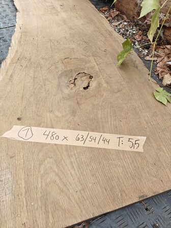 1 stk. Egetræsplanke str. 480 x 64 / 44 x 5,5