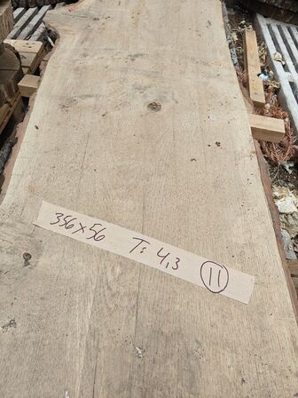 1 stk. Egetræsplanke str. 356 x 56 x 4,3