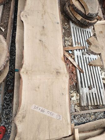 1 stk. Egetræsplanke str. 315 x 66 x 5,5