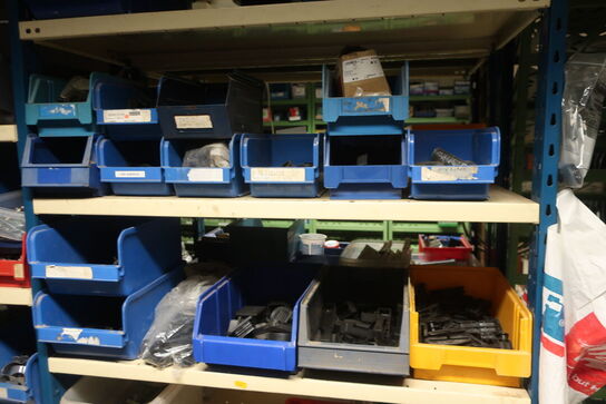 3 fag reoler inkl. indhold (se billeder)