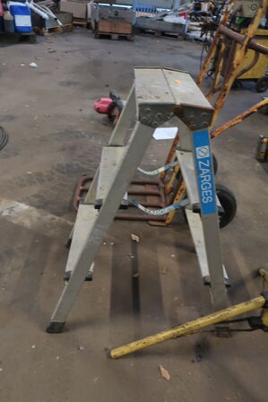 Sækkevogn, 3-trins stige og arbejdslampe