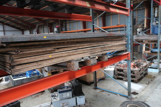 Hyldeplader til pallereol samt gavlstige