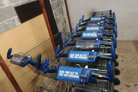 8 stk. indkøbsvogne