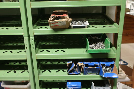 8 fag reoler inkl. indhold (se billeder)