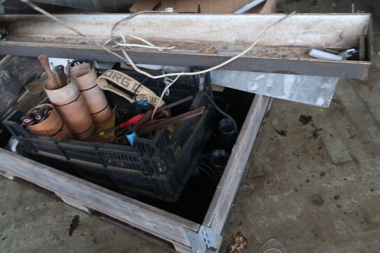 Palle m. div. indhold (se billeder)