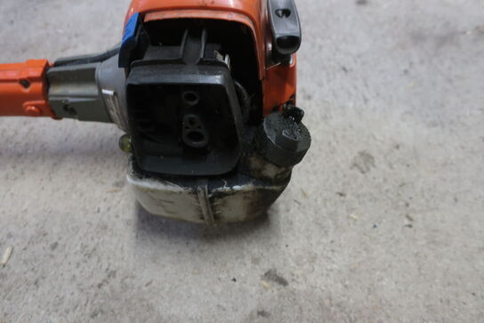 Buskrydder HUSQVARNA 323RII