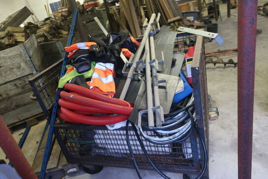 Gitterbur m. indhold