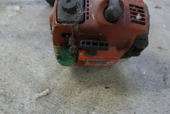 Buskrydder HUSQVARNA