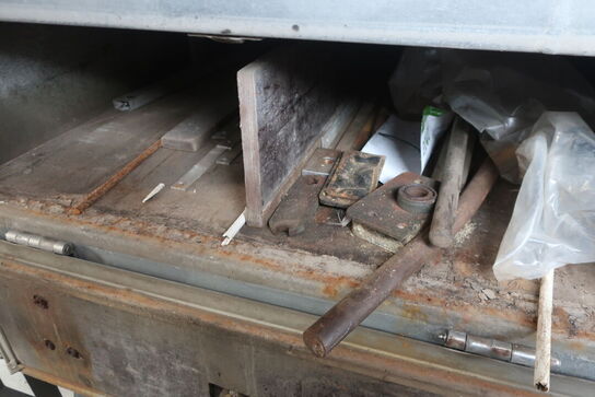 Lastbil MAN 14.224 m. HIAB kran