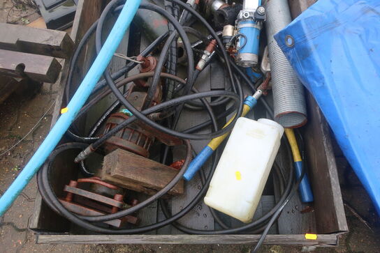 Div. hydraulik, hegn m.v. (se billeder)