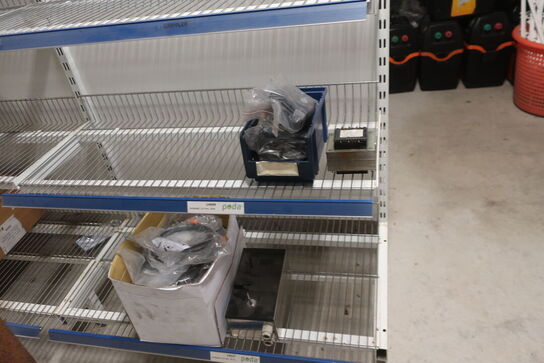 2 fag salgsreoler inkl. indhold (se billeder)