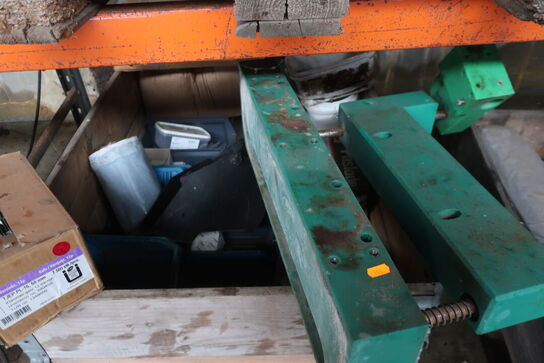 Paller m. div. indhold (se billeder)