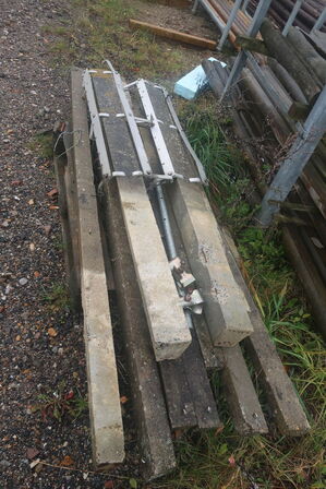 Betonelementer, barrel m.v. (se billeder)