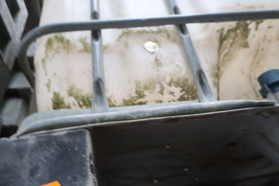 Palletank (tidl. indhold ukendt)