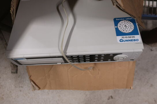 2 fag salgsreoler inkl. indhold (se billeder)